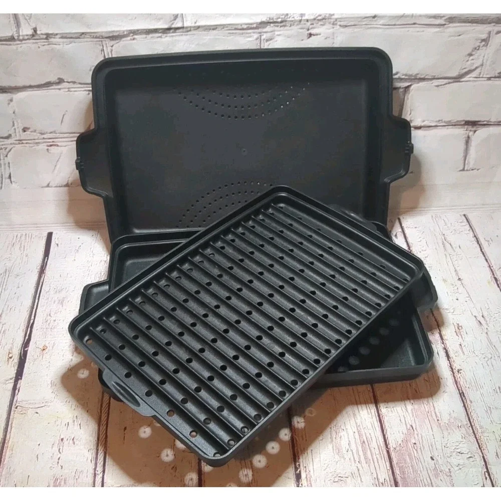 The Pampered Chef Black Shallow‎ Rectangle Microwave Cooker Bacon Steamer #1146